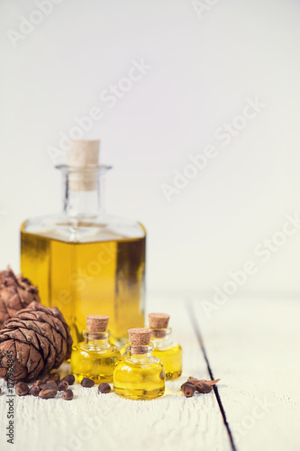 Oil of cedar nuts