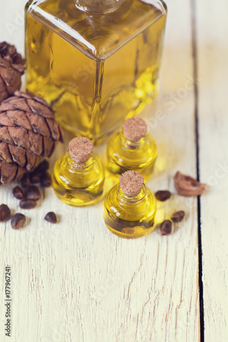 Oil of cedar nuts
