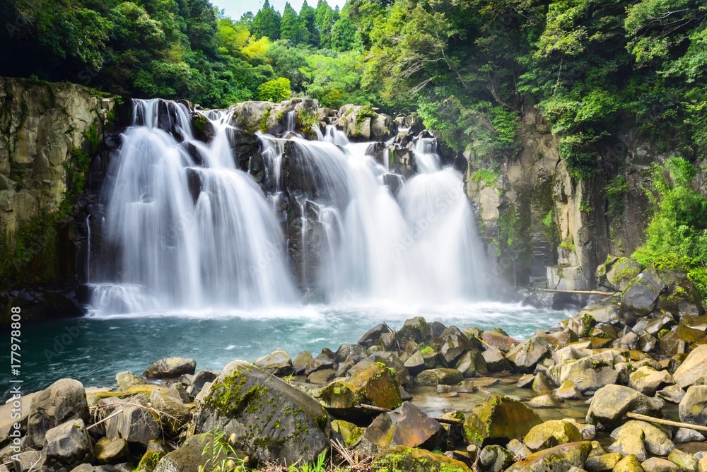 Fototapeta premium Scenery of Sekino-o Falls in Miyakonojo