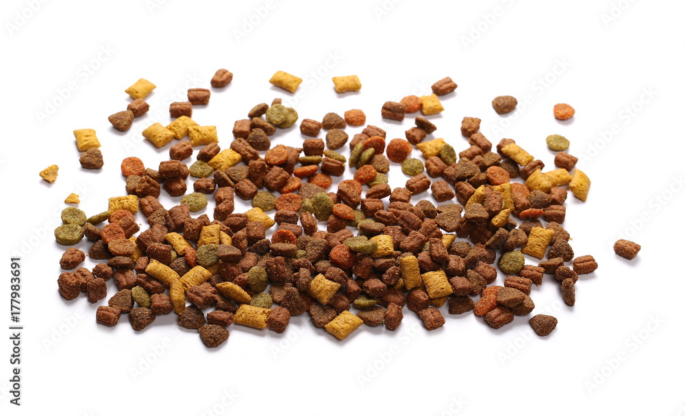 Obraz premium Dry cat food isolated on white background