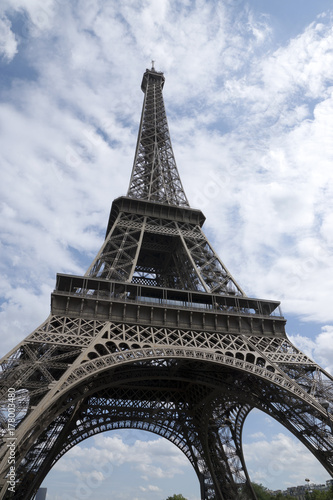 Tous les étages de la Tour Eiffel
