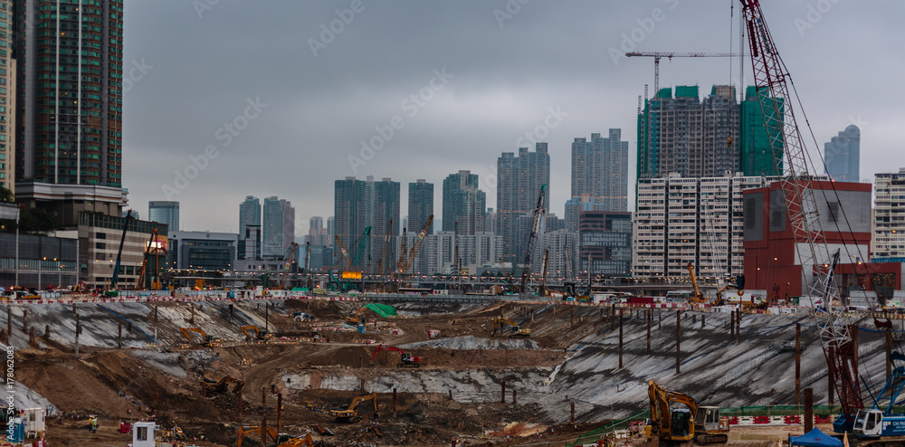 Fototapeta premium Hong Kong in de wolken