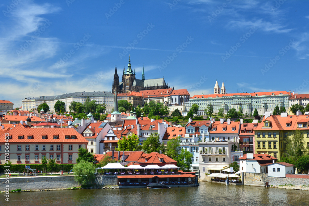 Castle and catherdal in Prague