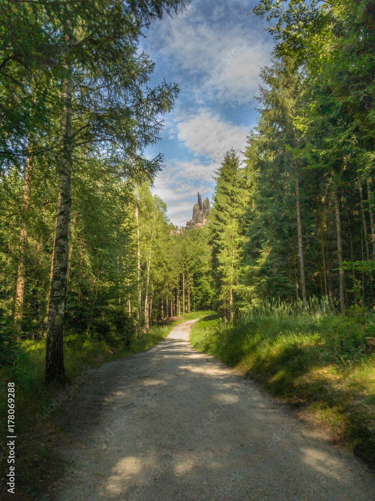Naklejka premium Blick zum Affenstein