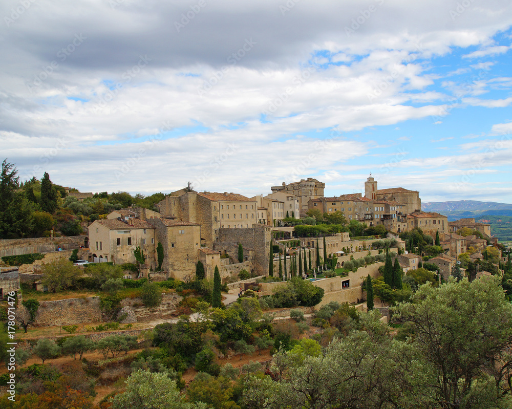 Gordes - hübsches Dorf in der Provence