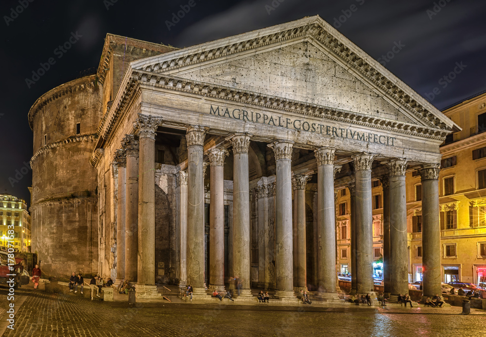 Night view of Pantheon in Rome. Italy