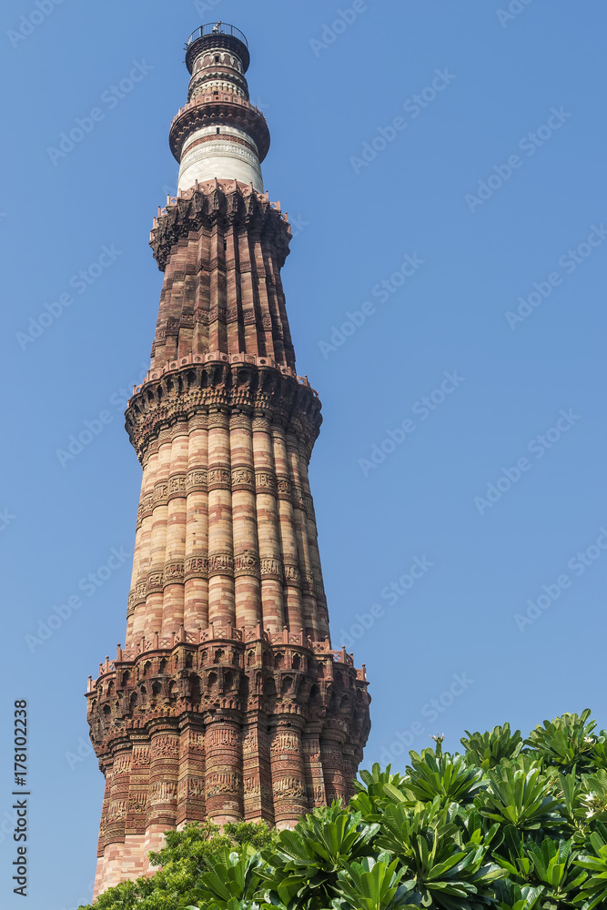 Minaret, Qutb Minar, New Delhi, India Minaret, Qutb Minar, New Delhi, India