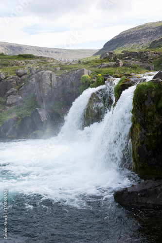 Landschaft am Dynjandi-Wasserfall, Westfjorde / Island