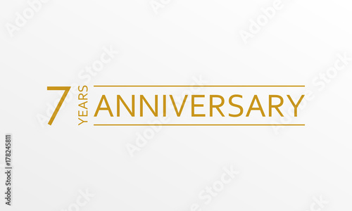 7 year anniversary emblem. Anniversary icon or label. 7 year celebration and congratulation design element. Vector illustration.