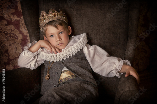 boy in the crown