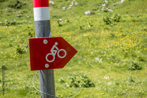 Mountainbike Hinweisschild