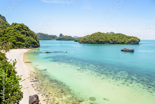 High angle view beautiful natural landscape of the beach, floating pier, islands and sea in summer from Ko Wua Talap viewpoint at Mu Ko Ang Thong National Marine Park in Surat Thani, Thailand