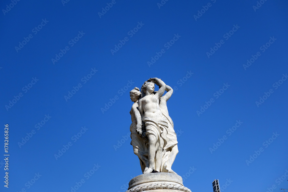 Statues des trois grâces à Montpellier, France