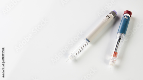 Two insulin pen for insulin injection