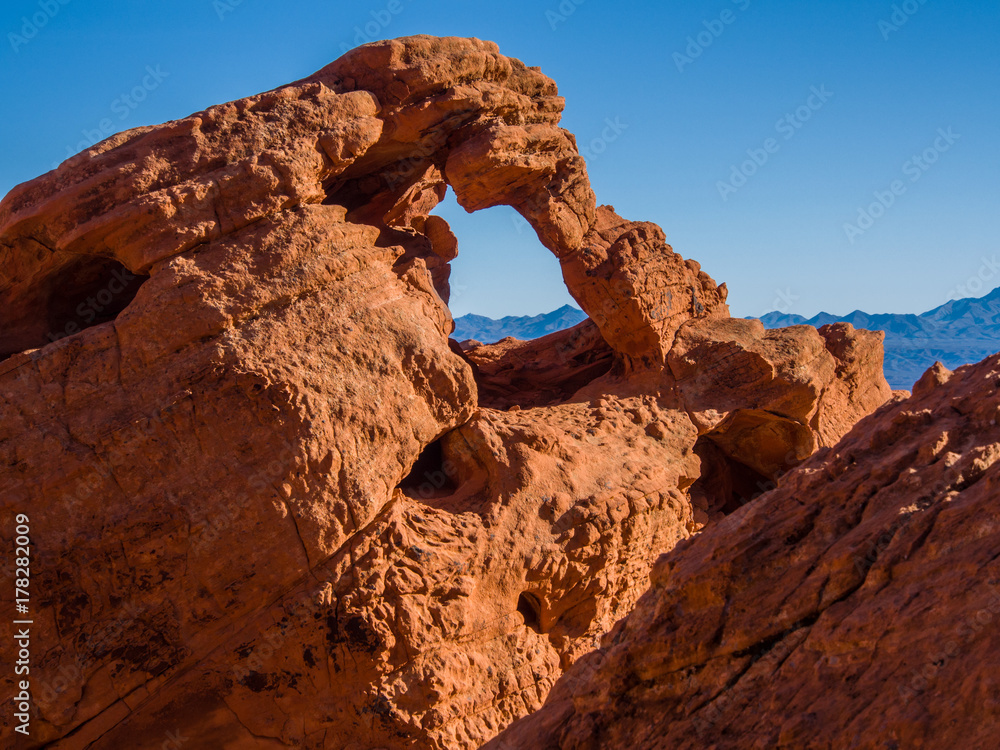 Sandstone Arch. Valley of Fire State Park