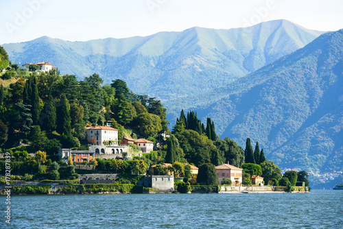 Lake Como photo