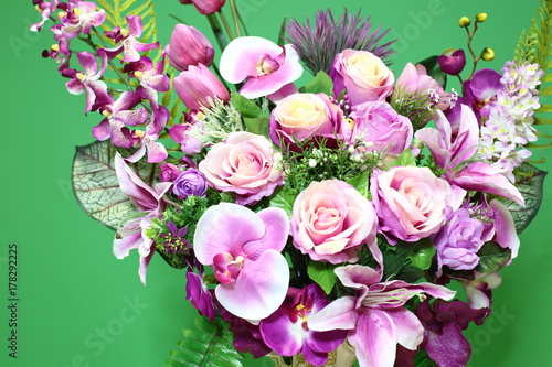 Bouquet of Purple shade group flower rose