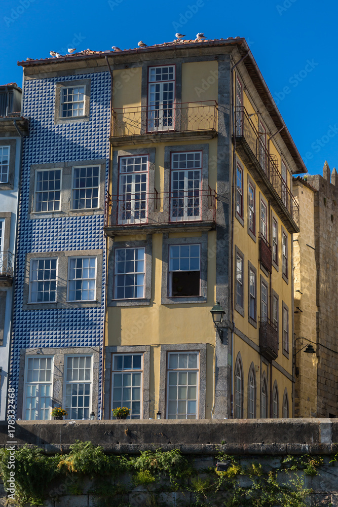 Typical Colorful Portuguese Architecture: Tile Azulejos Facade w