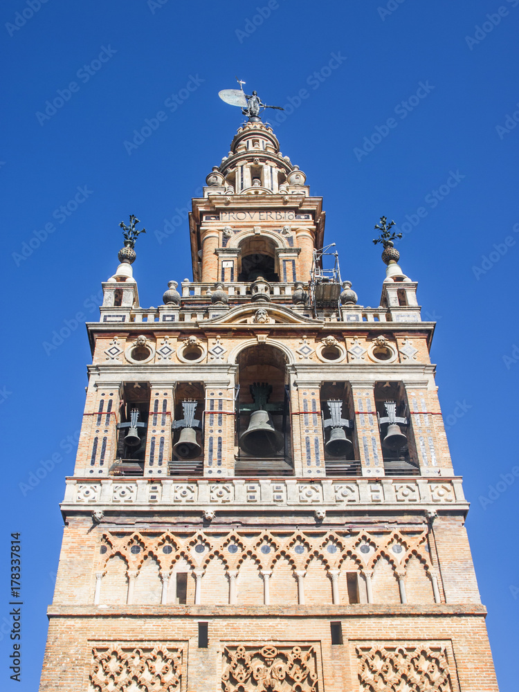 Giralda / Giralda Tower. Sevilla