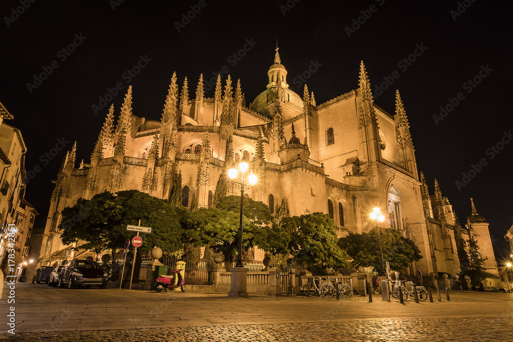 Night view of segovia Cathedral with the only illumination of streetlights, in autonomous region of Castile and Leon