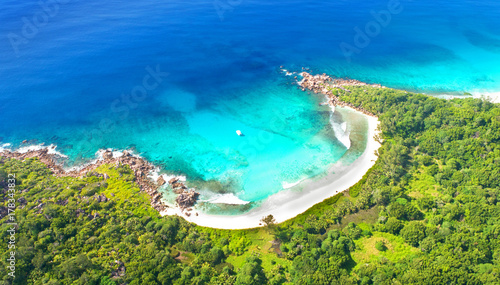 Strand auf den Seychellen - Luftaufnahme