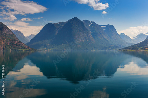 Oppstrynsvatn (Strynevatnet) lake, Norway