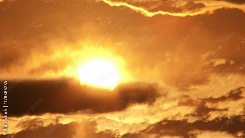 SUNRISE / SUNSET TIME LAPSE - SUN CLOSE UP SUNRISE / SUNSET TIME LAPSE - SUN CLOSE UP