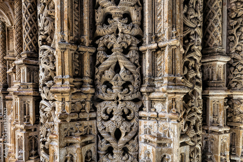 Canvas Print Portuguese porcelain souvenirs on sale in Batalha, Portugal