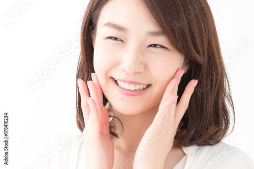 スキンケア・若い女性
