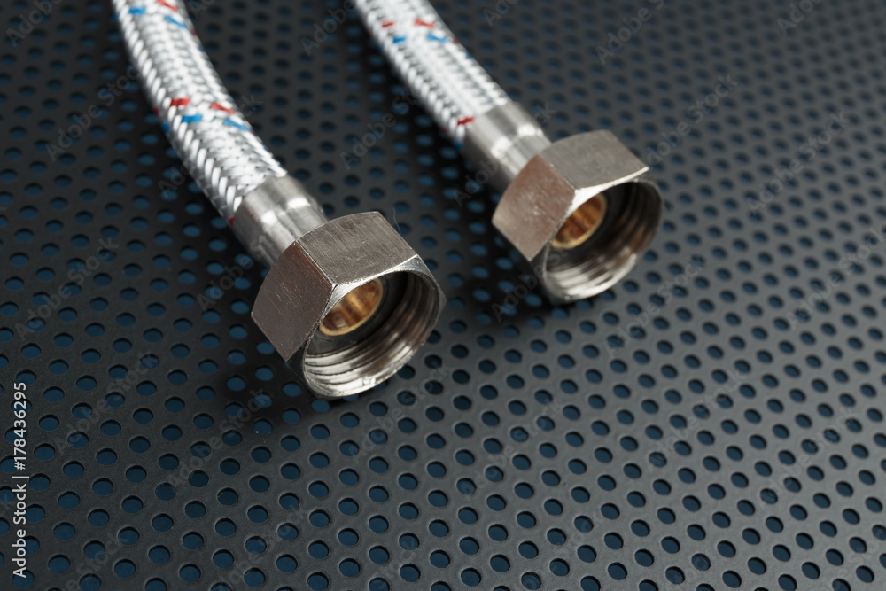 Water flexible hose in metallic braiding Water flexible hose in metallic braiding