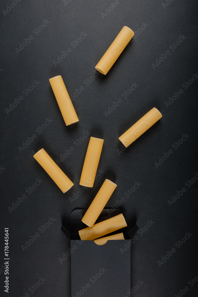 Obraz premium Pasta packaging template Isolated on black background