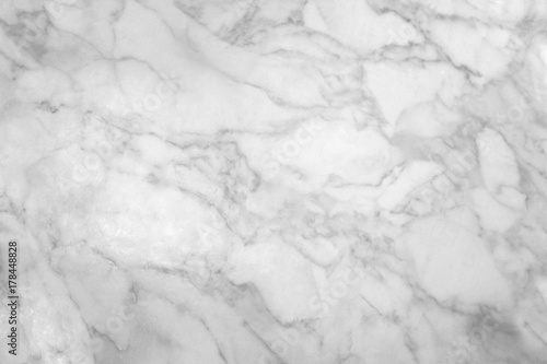 Weißer Marmorboden mit Struktur als Hintergrund Textur