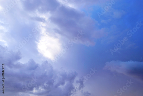 Fototapeta Naklejka Na Ścianę i Meble -  texture of a beautiful purple sky