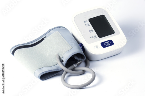 Digital blood pressure monitor