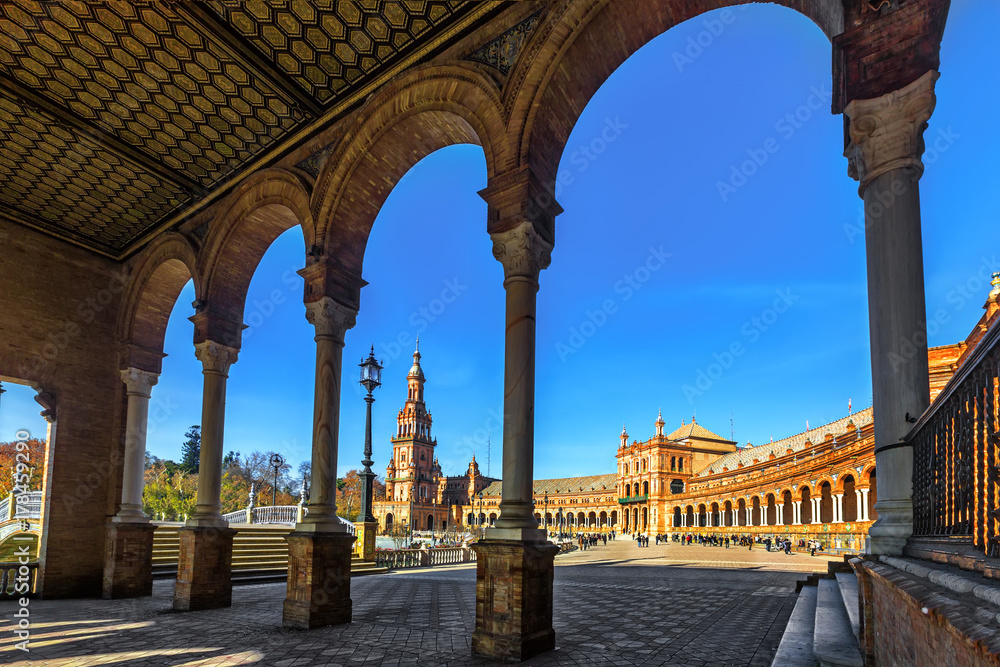 Fototapeta premium Plaza Espana on sunny day. Seville (Sevilla), Andalusia, Southern Spain.