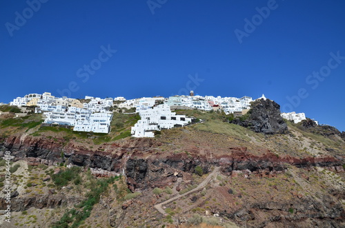 CALDEIRA ET VILLAGE DE THRA SANTORIN CYCLADES GRECE photo