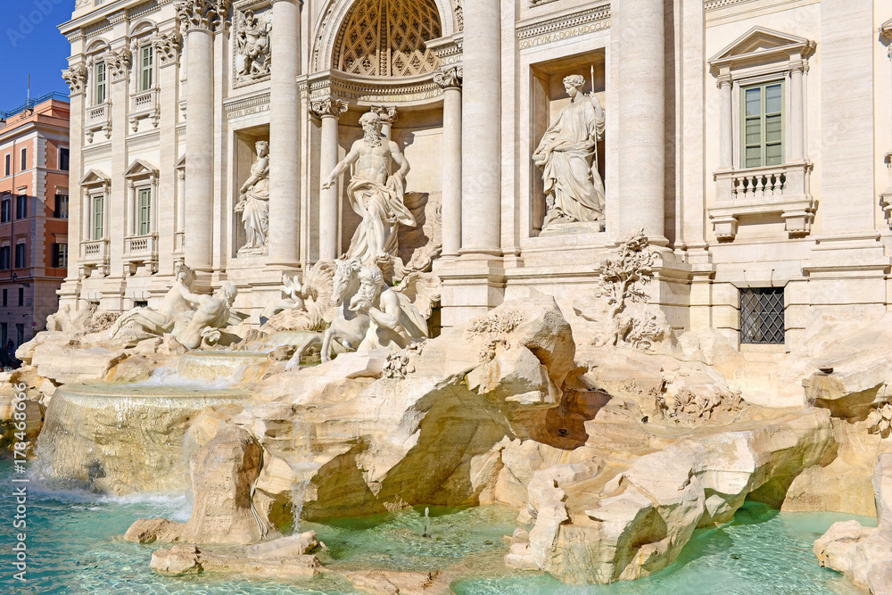 Trevi Fountain, Rome Italy