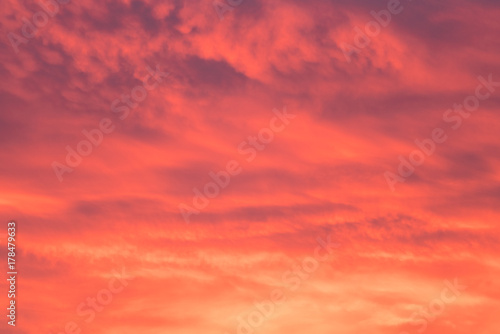 Fototapeta Naklejka Na Ścianę i Meble -  Evening sky and amazing clouds