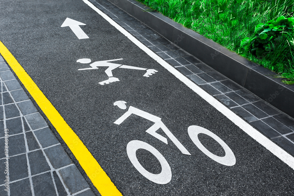 Obraz premium Bike path marking.