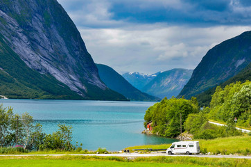 Fototapete Skandinavien Motorhome at Norwegian fjord  © aksmedia