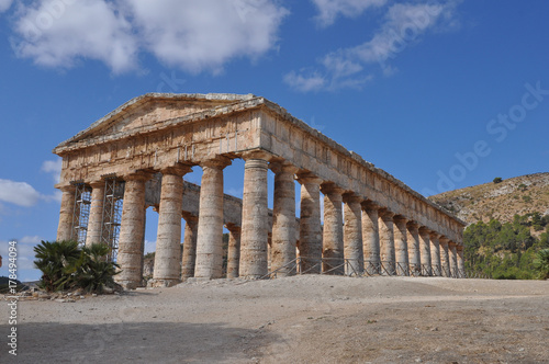 Doric temple in Segesta