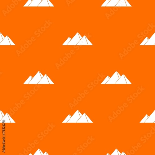 Pyramids in Giza pattern seamless