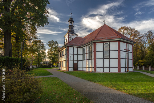 Kościół św. Stanisława, Laskowice, gm. Jelcz-Laskowice, pow. oławski, woj. dolnośląskie photo