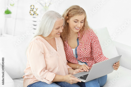 Young woman and her mother ...