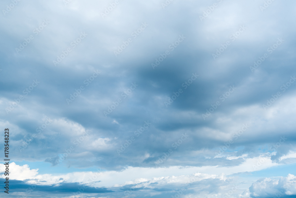 Fototapeta premium dark storm clouds with background,Dark clouds before a thunder-storm.