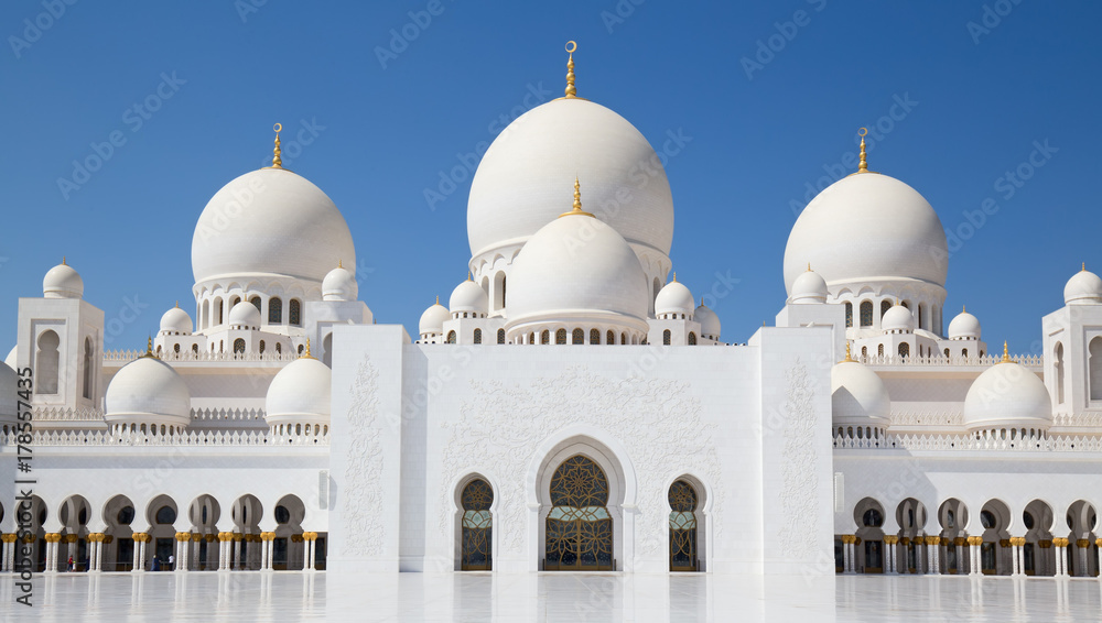 Fototapeta premium Sheikh Zayed mosque