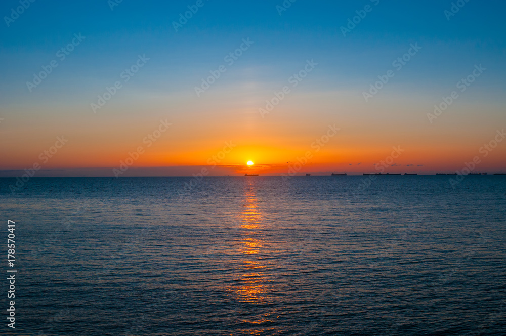 Beautiful sea sunset. Tranquil landscape