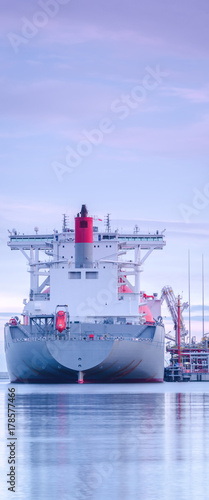 GAS CARRIER - Image of the ship from the stern side
