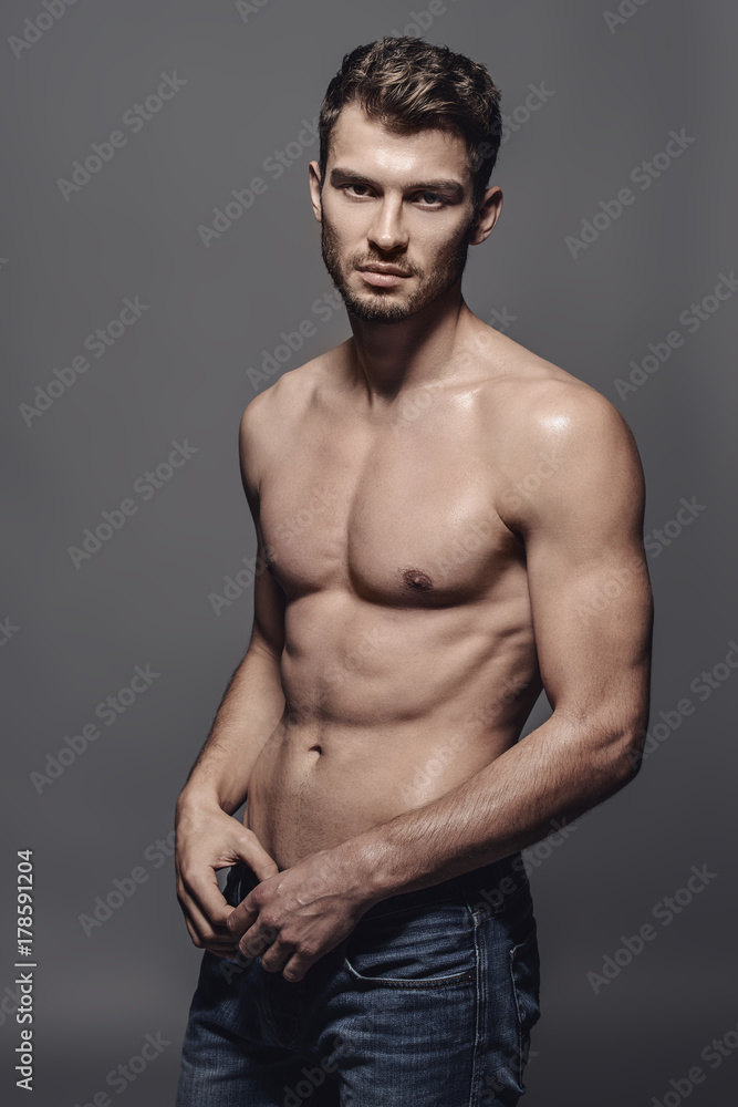 Naklejka premium muscular healthy body