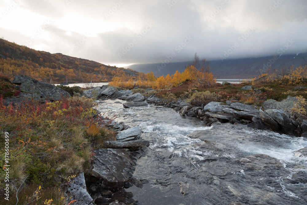 Autumn scenery in Norwegian mountains.
